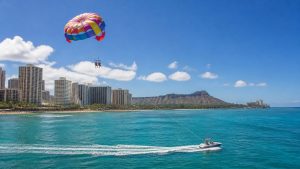 hyatt regency waikiki parasailing